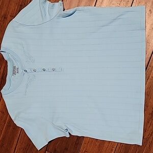 Basic Editions light blue Henley t-shirt size XL
